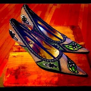 Stylish & classic pump shoe